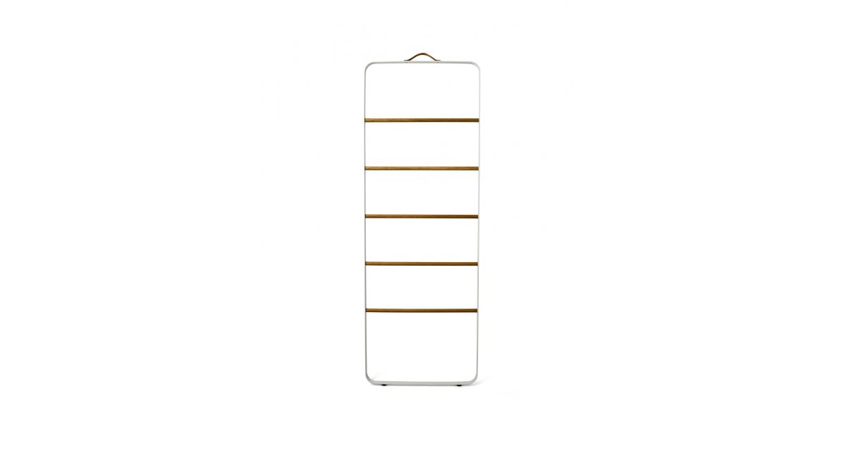Towel Ladder - Toallero - blanco y madera - Menu - MINIM