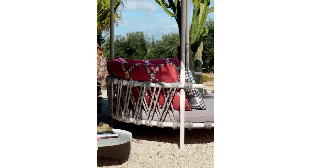 Trampoline Love Bed - cama de exterior - Cassina - MINIM - Lifestyle