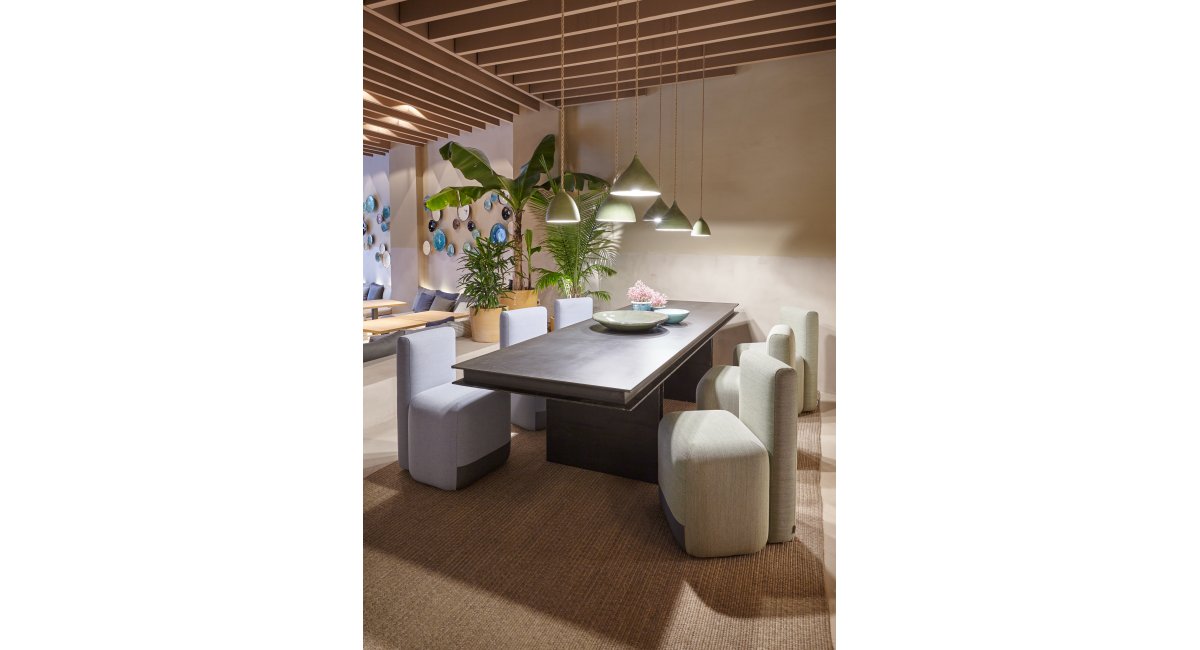 Viccarbe, Season Chair