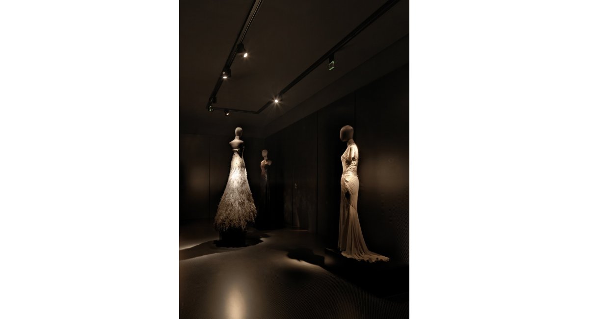 Viabizzuno-90x45-marionanni2011-MINIMShowroom