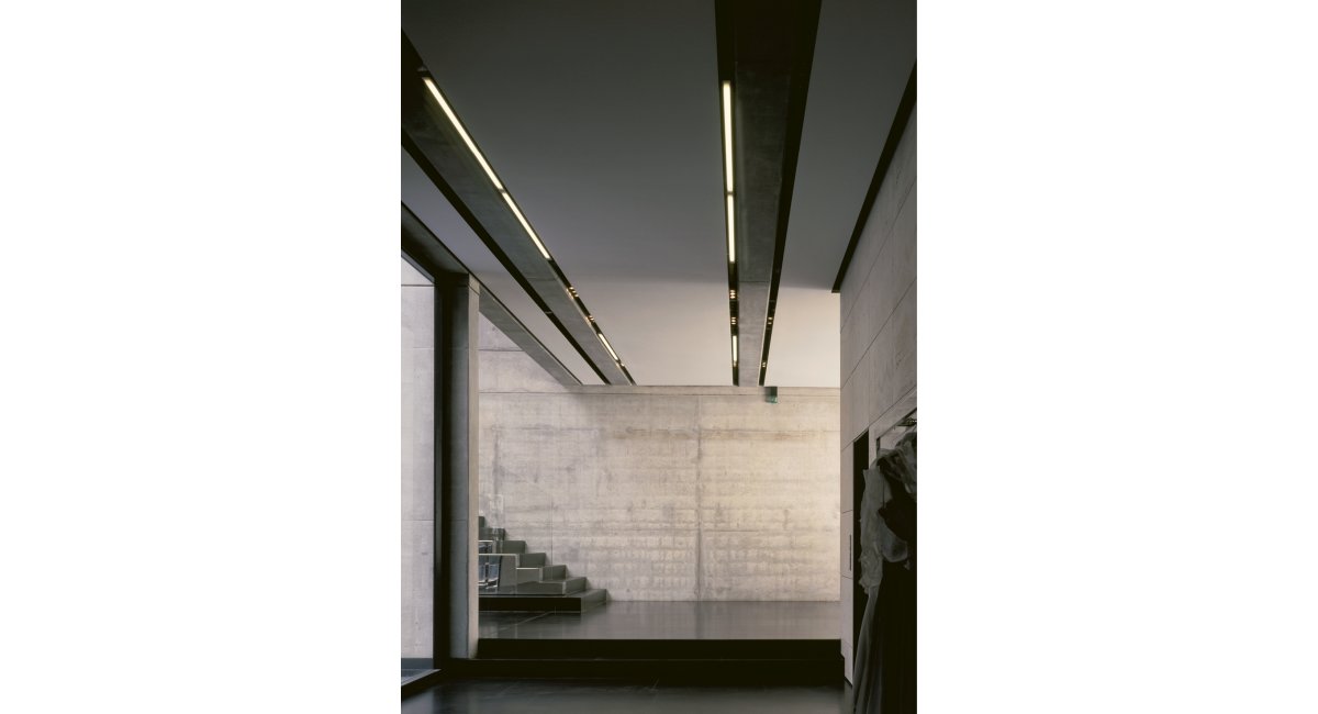 Viabizzuno-KitElettriciDiCablaggioPerSistemiIntegratiConL'Architettura-Marionanni2011-MINIMShowroom