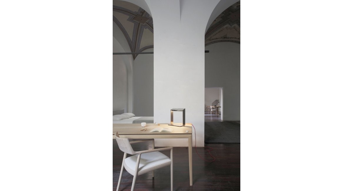 Viabizzuno-Maria-Claudio La Viola1997-MINIMShowroom