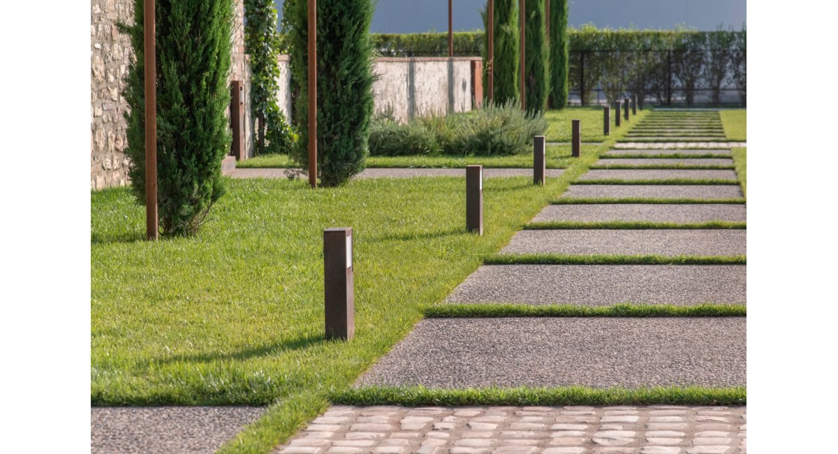 Viabizzuno-cuboPaletto-marionanni2010-MINIMShowroom