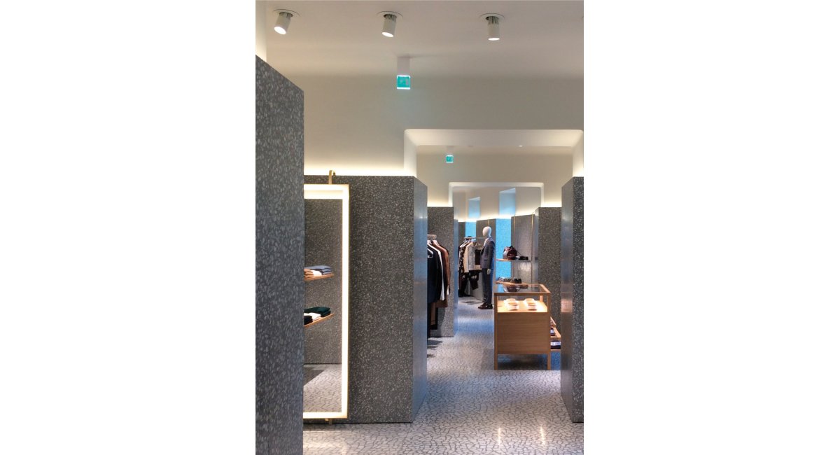 Viabizzuno-dca large incasso-davidChipperfield2010-MINIMShowroom