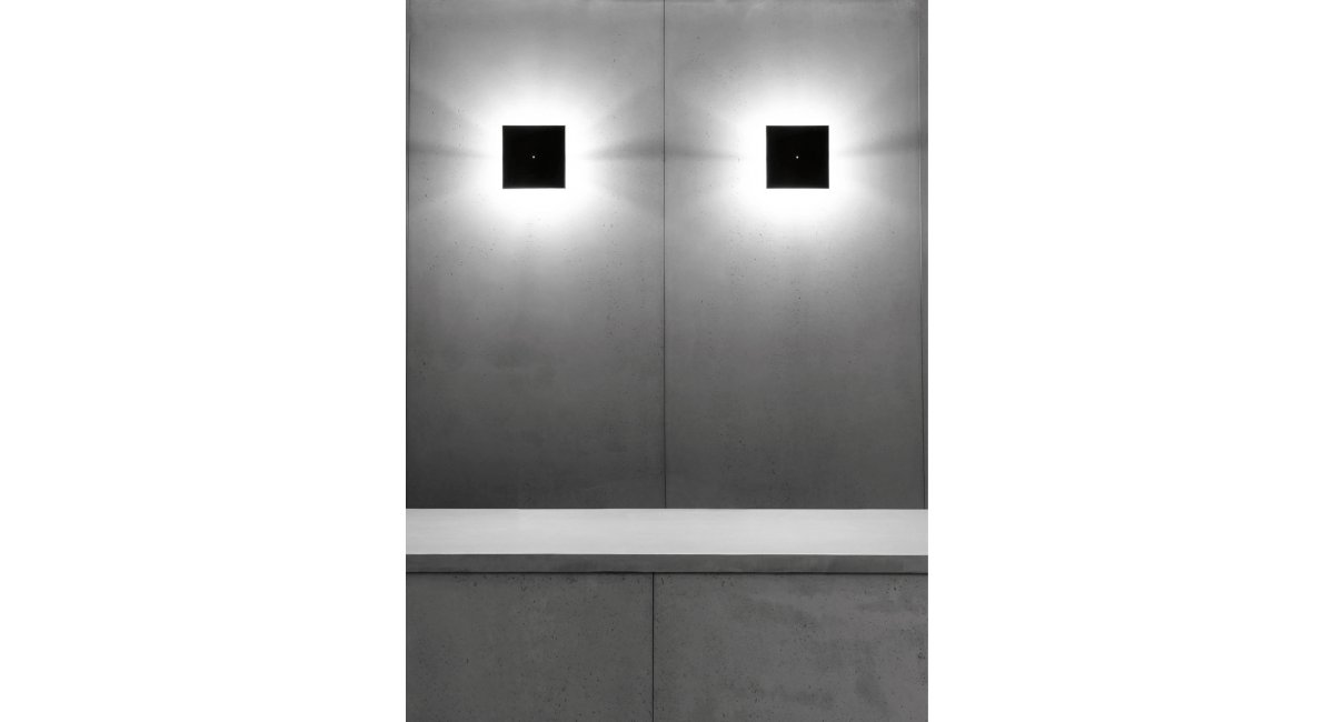 Viabizzuno-lampadaquadra-agFronzoni1962-MINIMShowroom