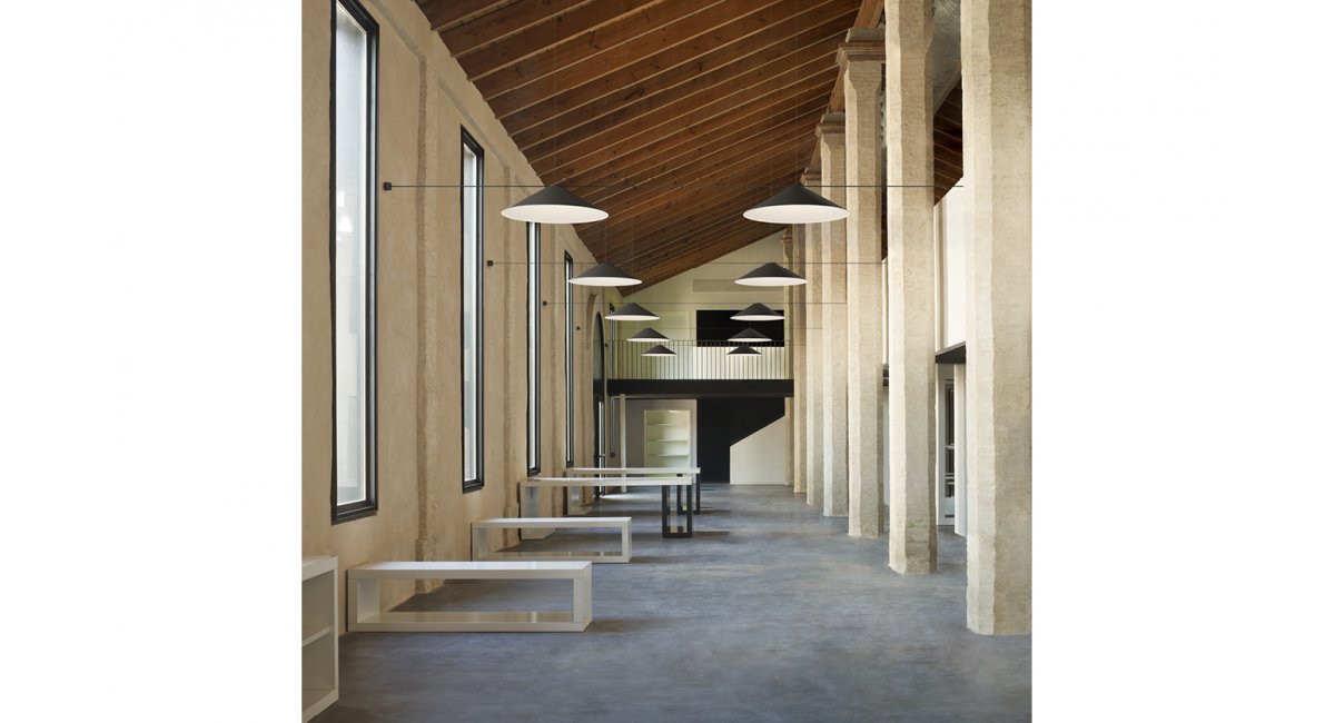 Vibia-PlusminusSuspension- DiezOffice-MINIM Showroom