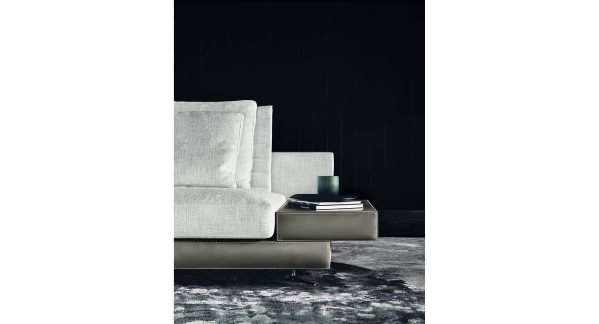 Minotti, White