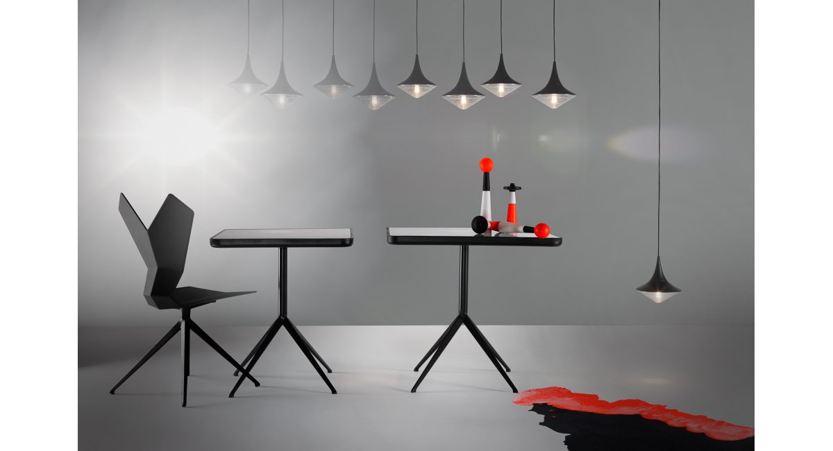 Tom Dixon, Y table