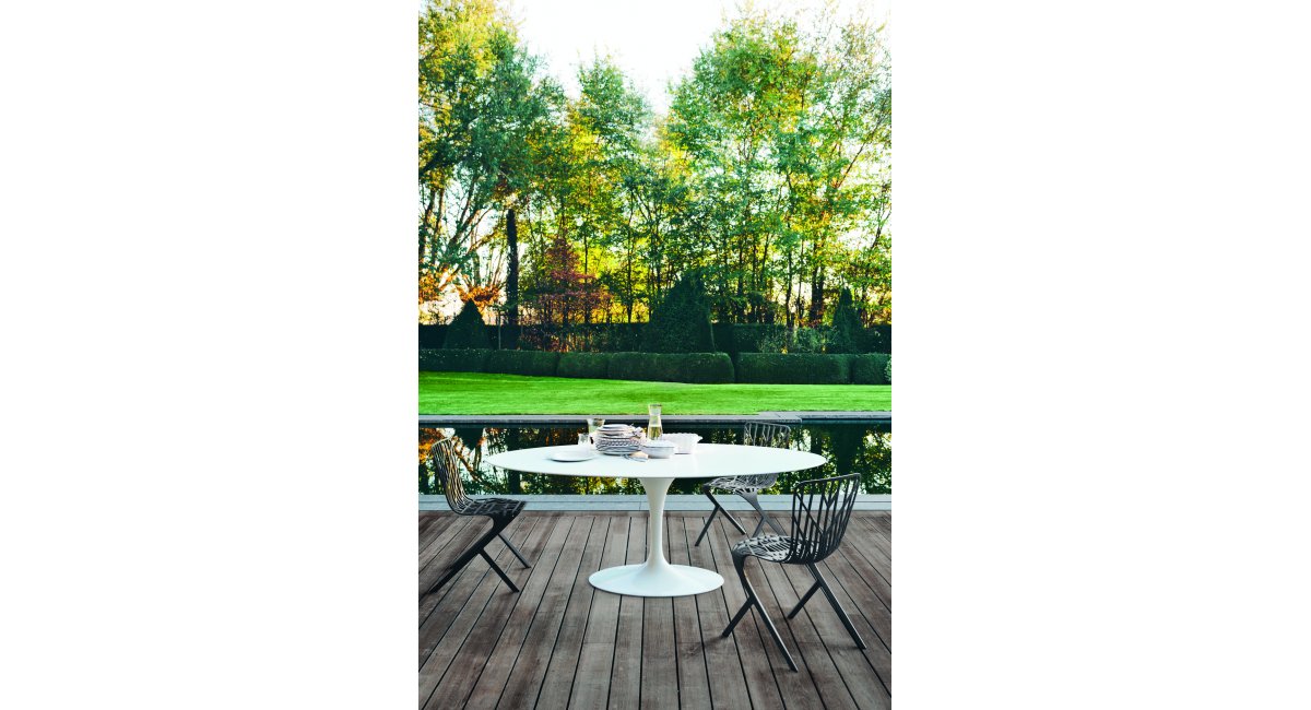 Knoll, Saarinen Table