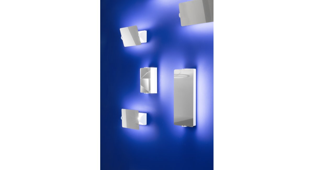 Nemo, Applique a volet pivotant