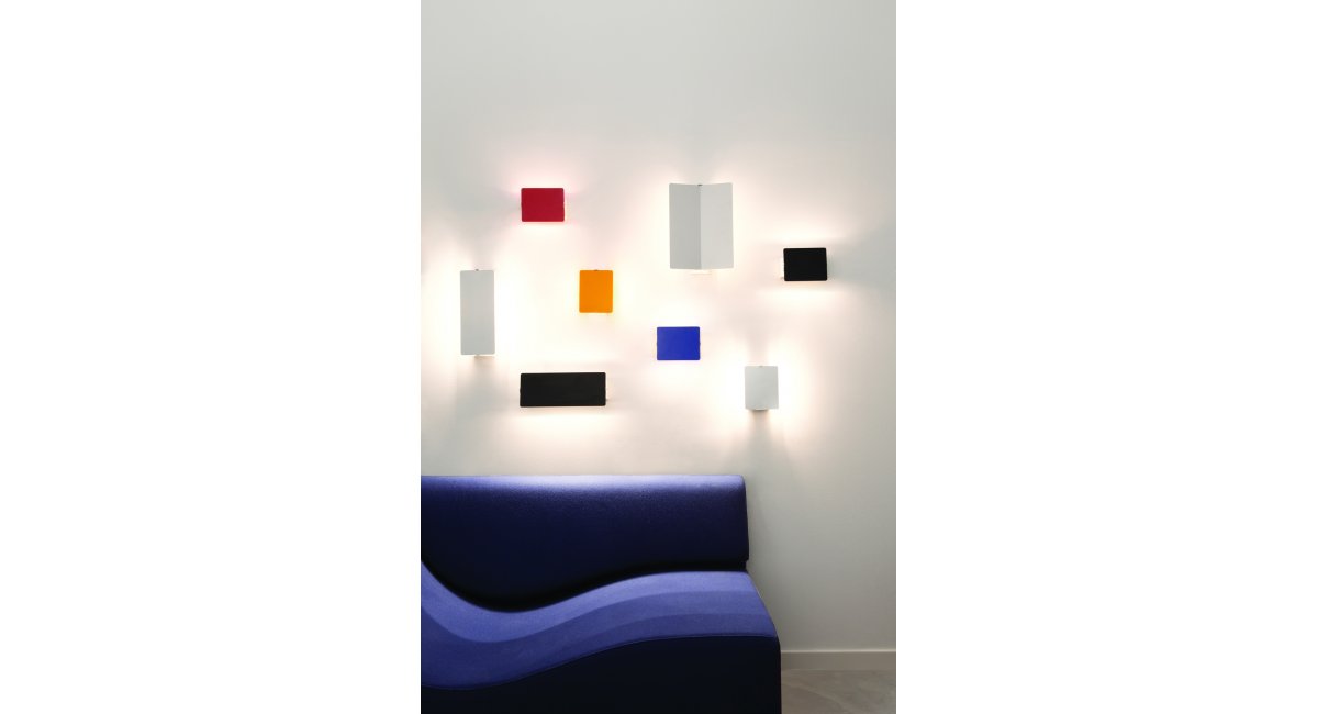 Nemo, Applique a volet pivotant