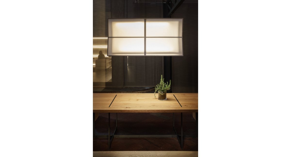 b Solitaire mesa y banco, MINIM Barcelona