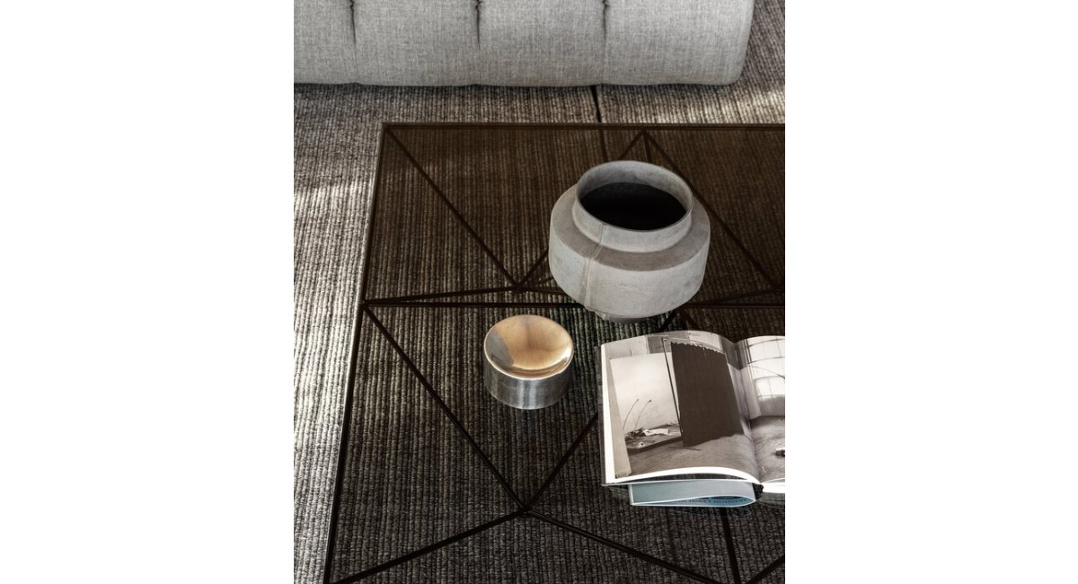 bebitalia_small-table_Alanda_b&amp;b_minim showroom-