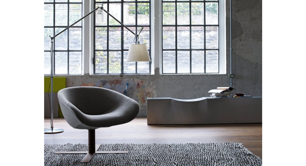 bench_Dip-Double-Dip_b&amp;b_minim showroom