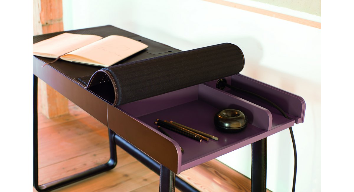 ClassiCon, Pegasus Home Desk