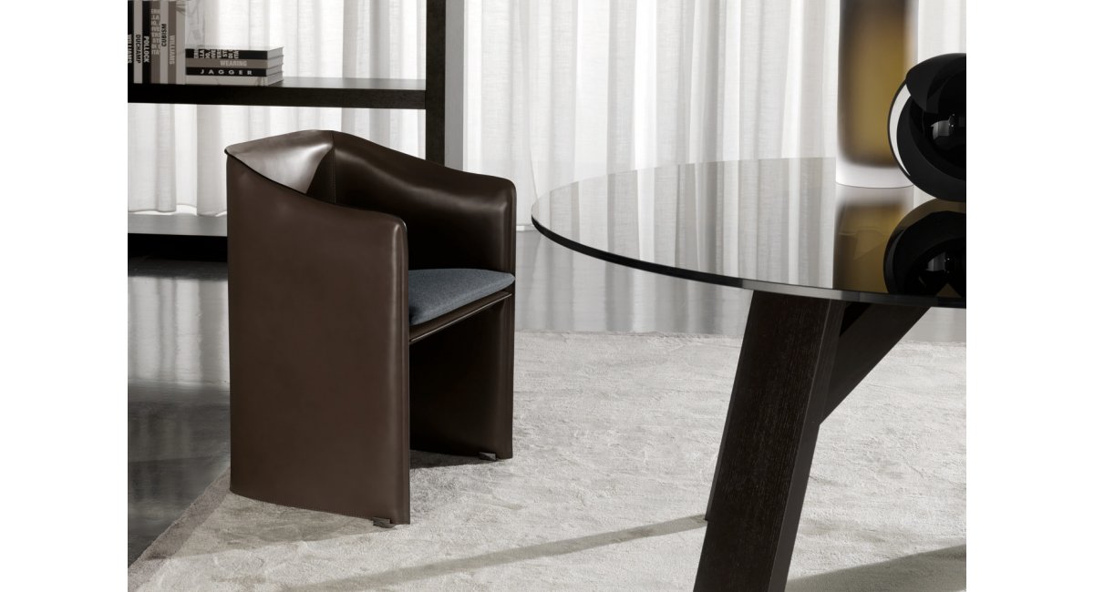 Minotti, Case