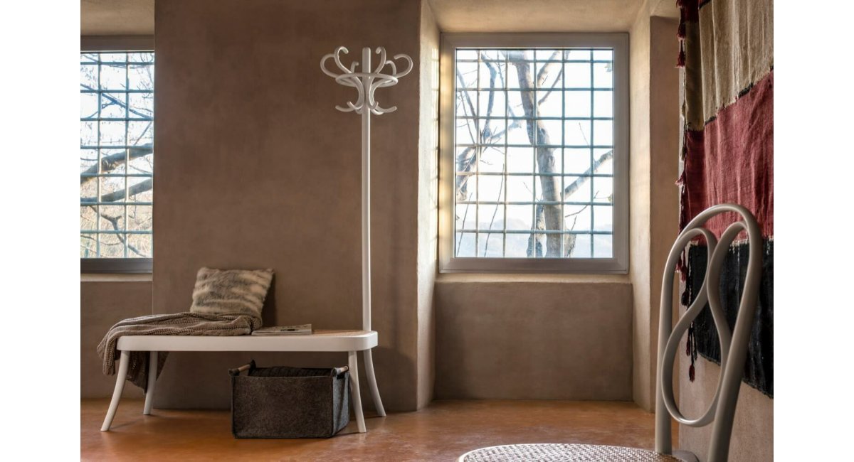coat racK bench - banco con perchero - Gebrueder Thonet Vienna - MINIM - lifestyle recibidor