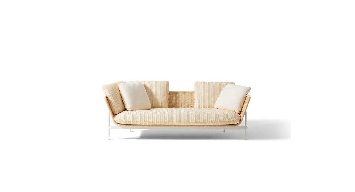 esosoft_sofa_outdoor_minim showroom_cassina