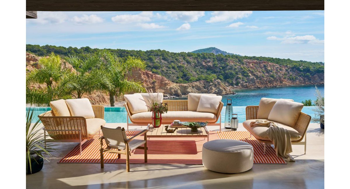 esosoft_sofa_outdoor_minim showroom_cassina