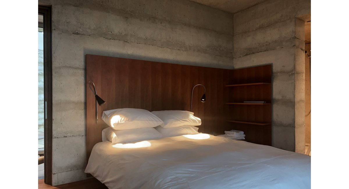 fiore - lámpara de pie - Viabizzuno - MINIM - lifestyle dormitorio