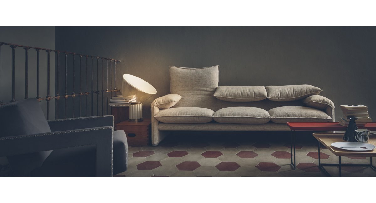 Cassina, 675 Maralunga 40