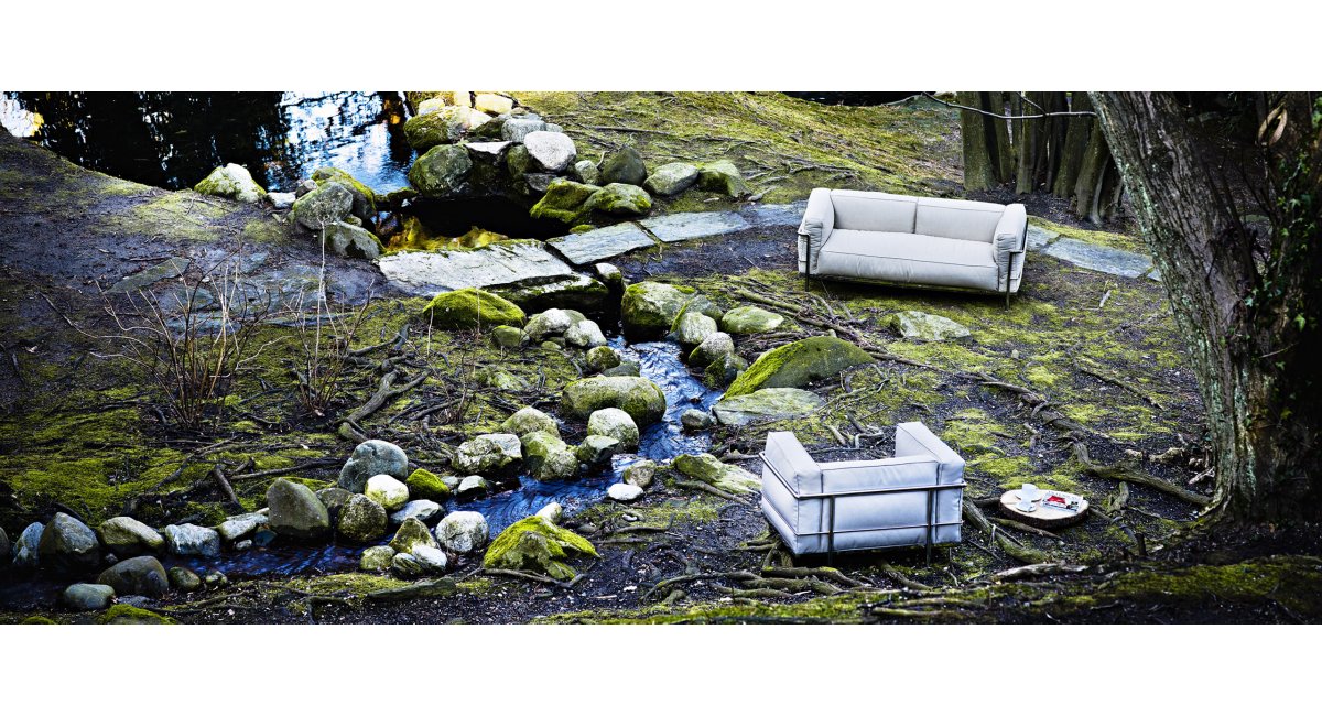 Cassina, LC3 outdoor
