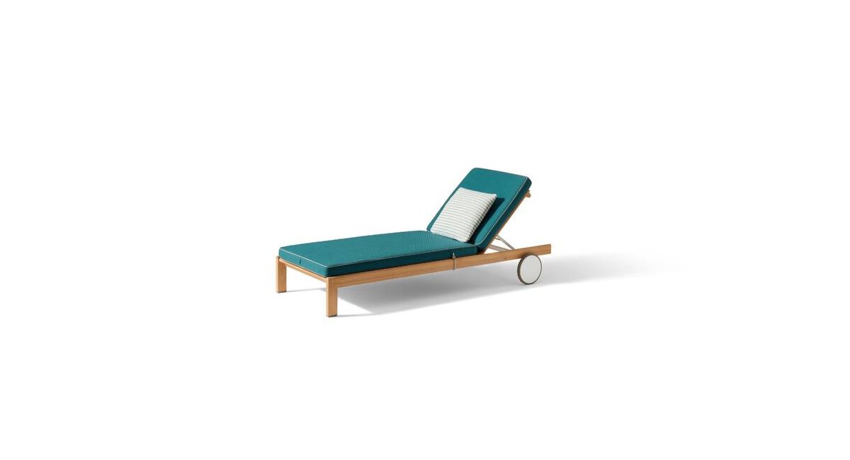 lie out_cassina_outdoor_minim showroom
