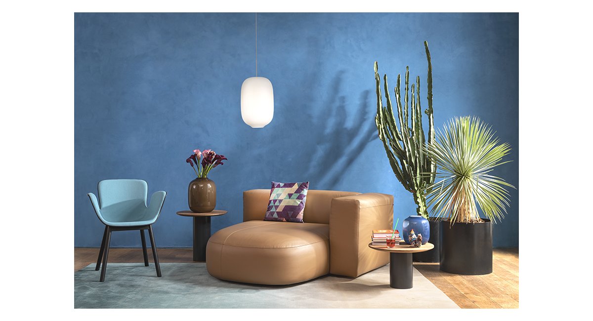 litos-sofá- Cappellini-MINIM-lifestyle - sofá piel - marrón