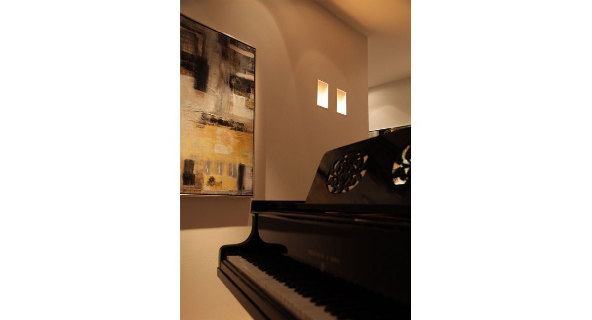 m1 medio - lámpara pared - Viabizzuno - MINIM - lifestyle vestidor