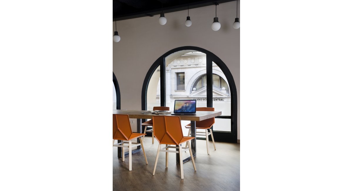 Mobles 114, Green colors