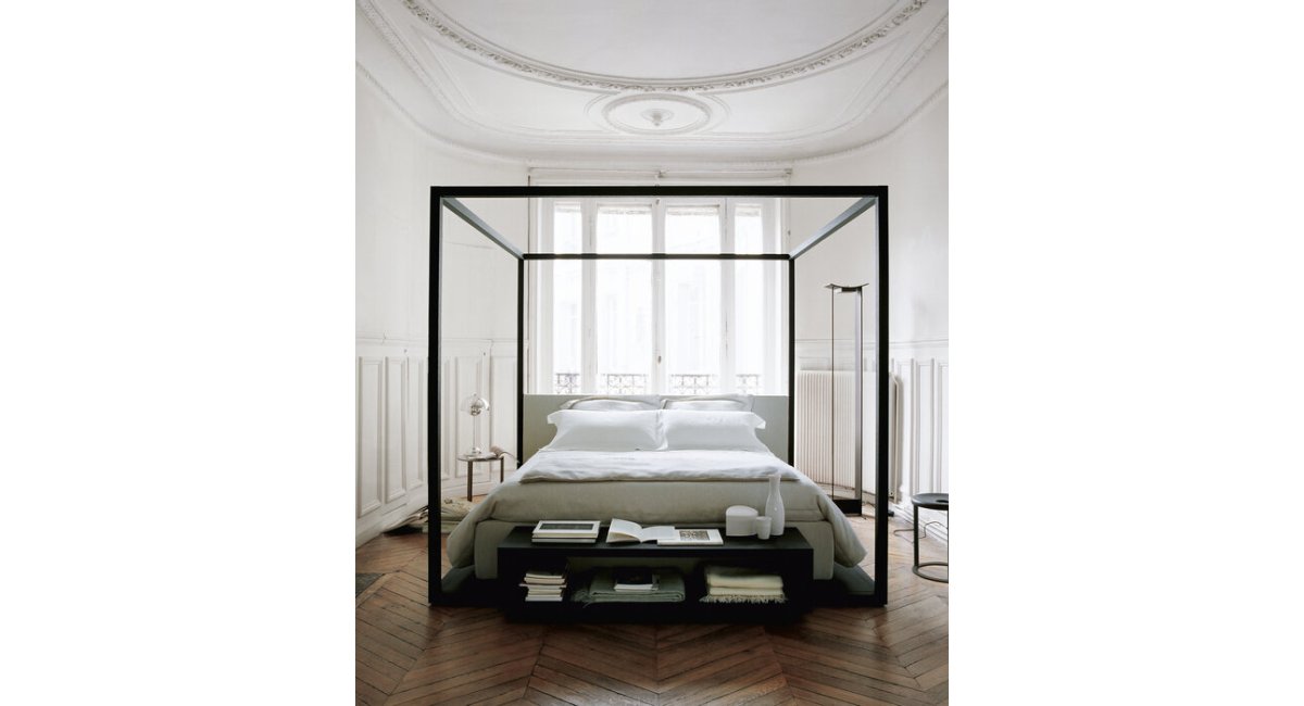 maxalto_night-table_Alcova_minim showroom