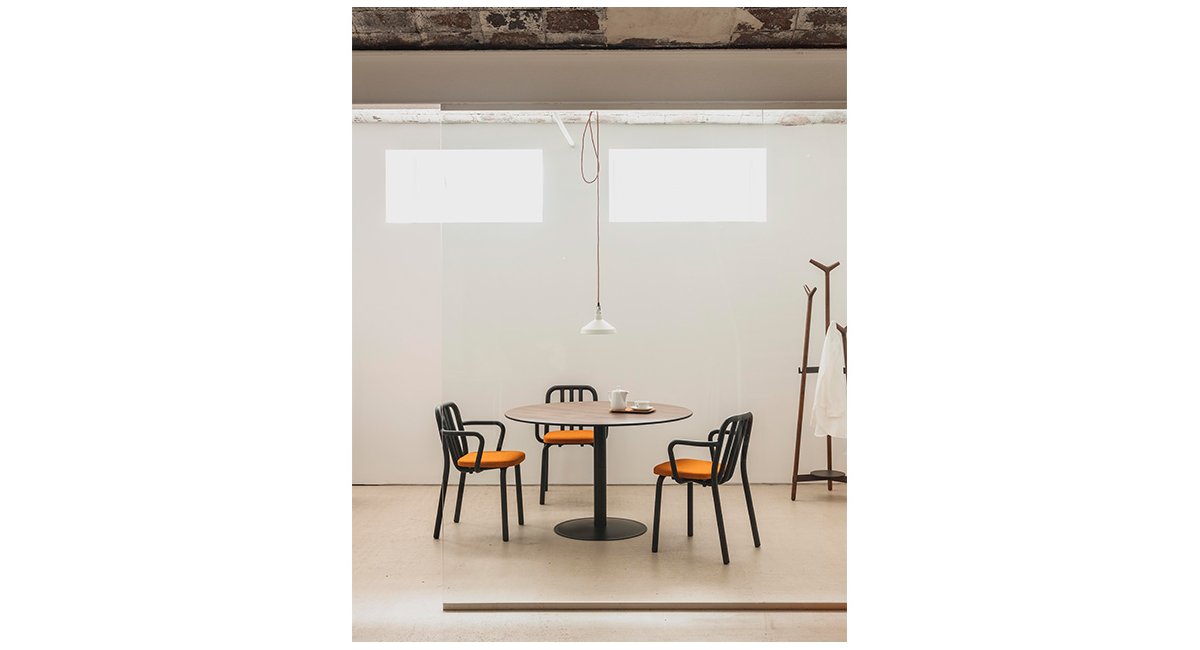 mobles114-PeyCentral-massanatremoleda-MINIMShowroom