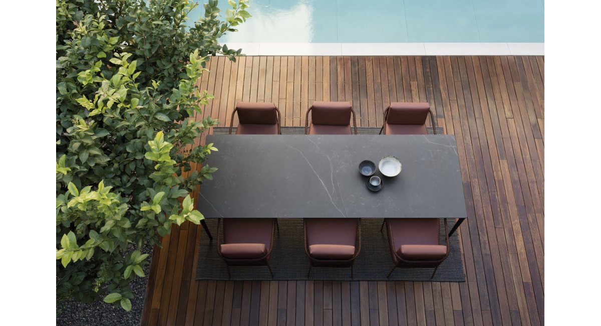 Expormim-Nude Mesa-MUT Design- MINIM Showroom