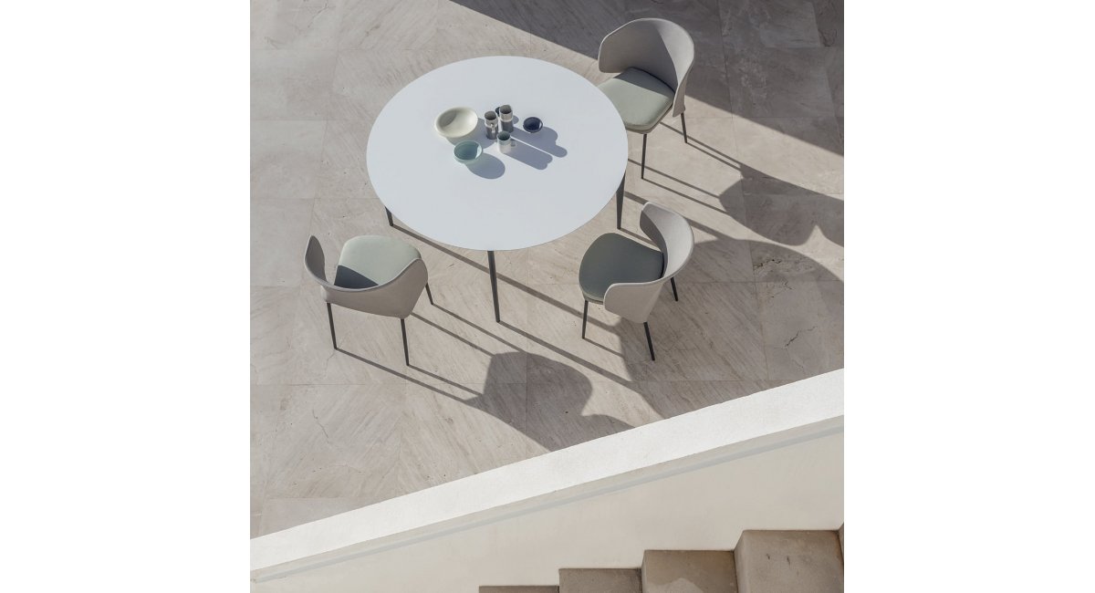 Expormim-Nude Mesa-MUT Design- MINIM Showroom