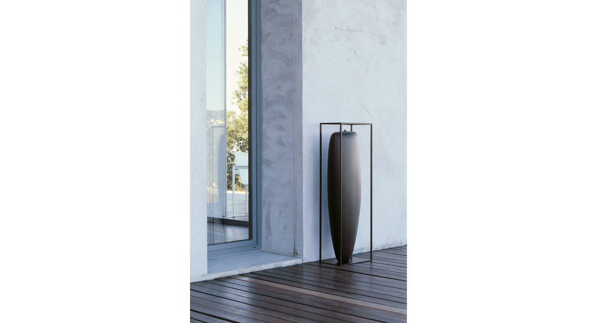 B&amp;B Italia, Overscale Flames