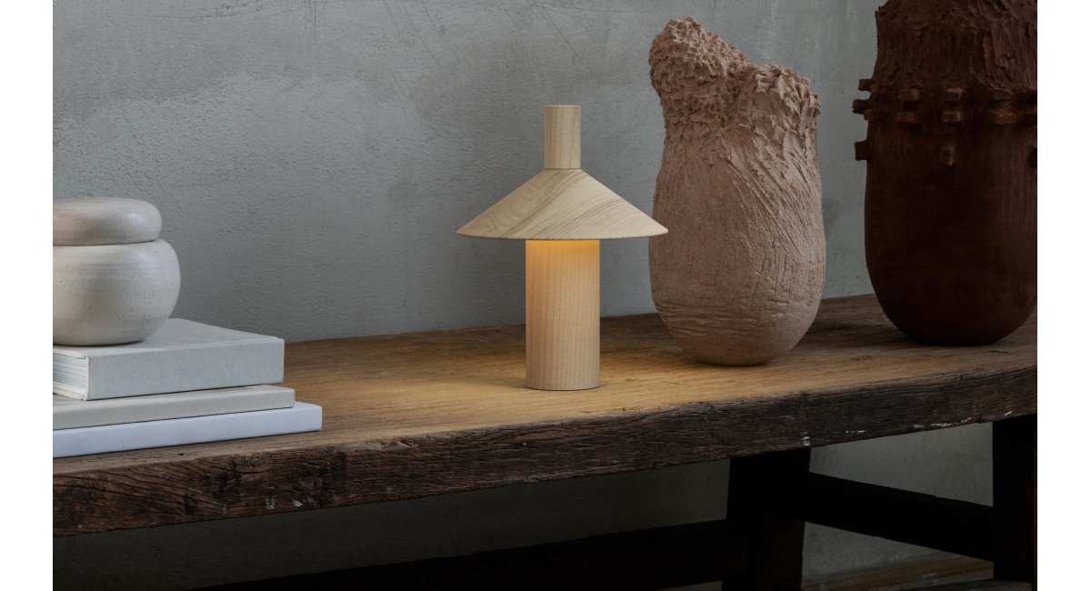 pepa - mesa de sobremesa - Astep - MINIM - lifestyle