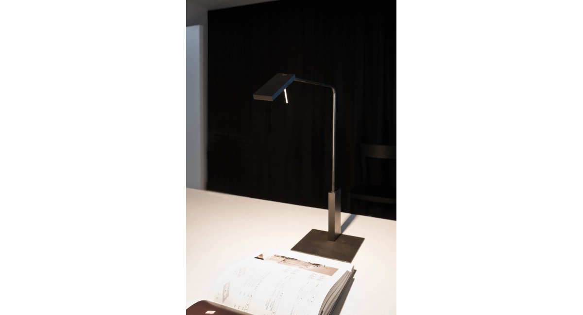 Viabizzuno, Roy tavolo