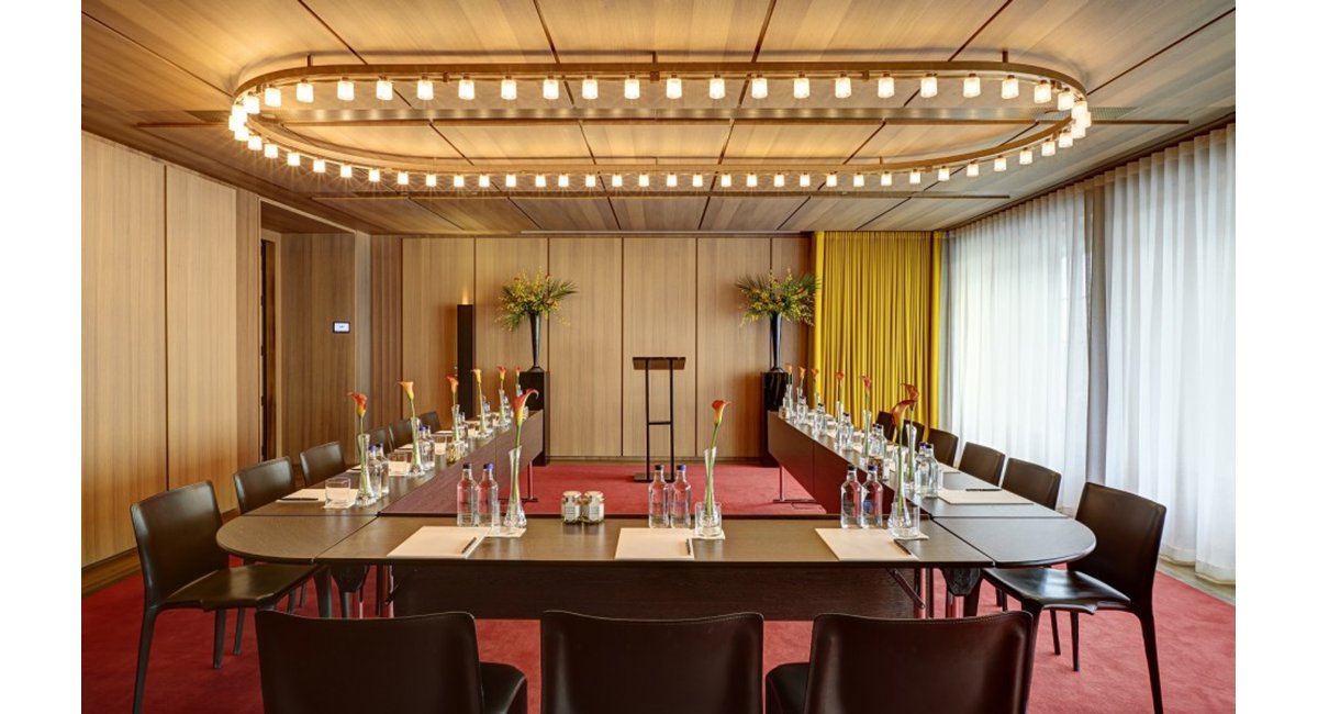 Viabizzuno, Royal chandelier