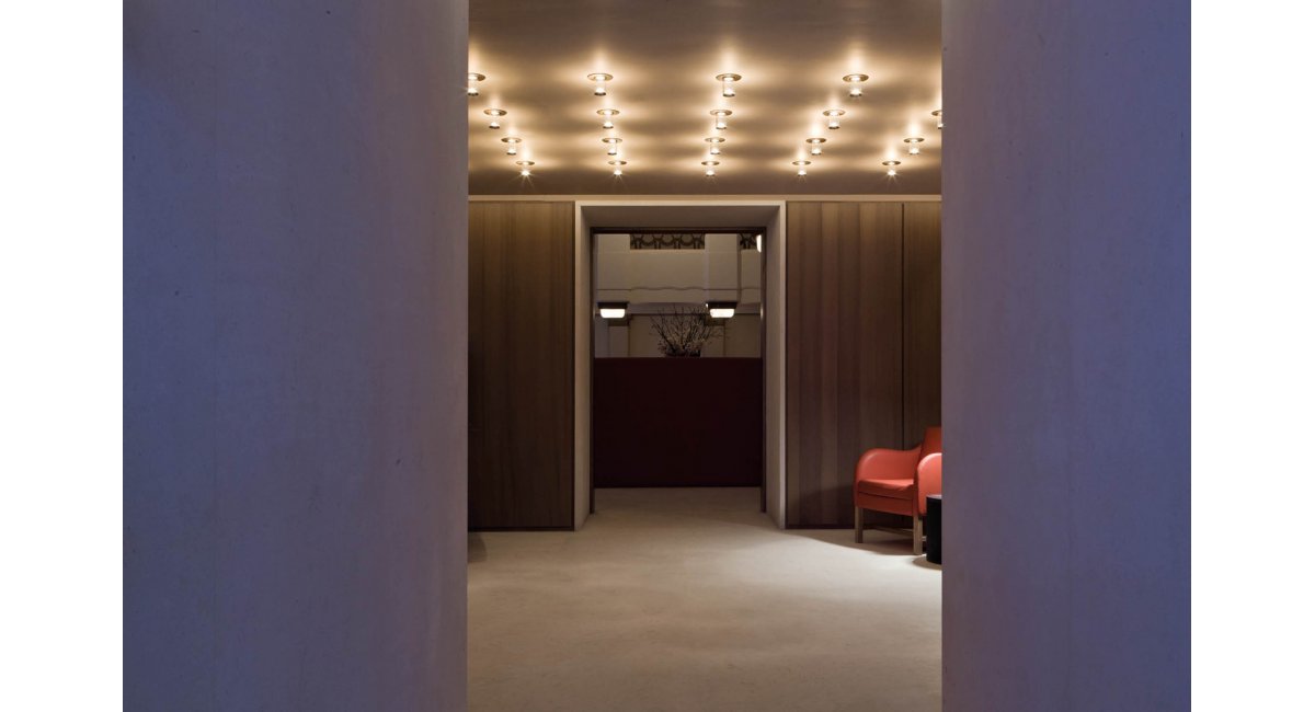 Viabizzuno, Royal incasso