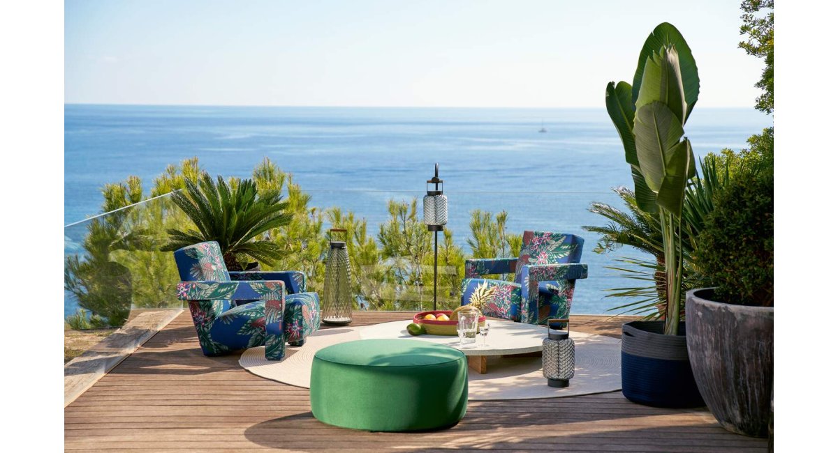 sail out_pouf_exterior_outdoor_cassina_minim showroom