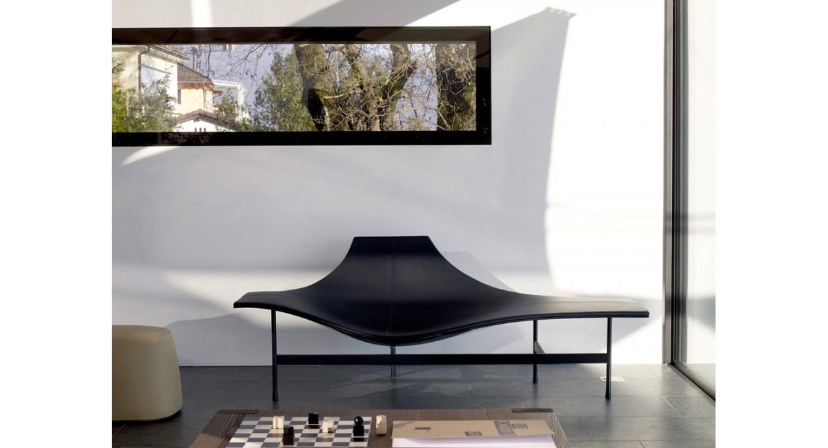 B&amp;B Italia, Terminal 1