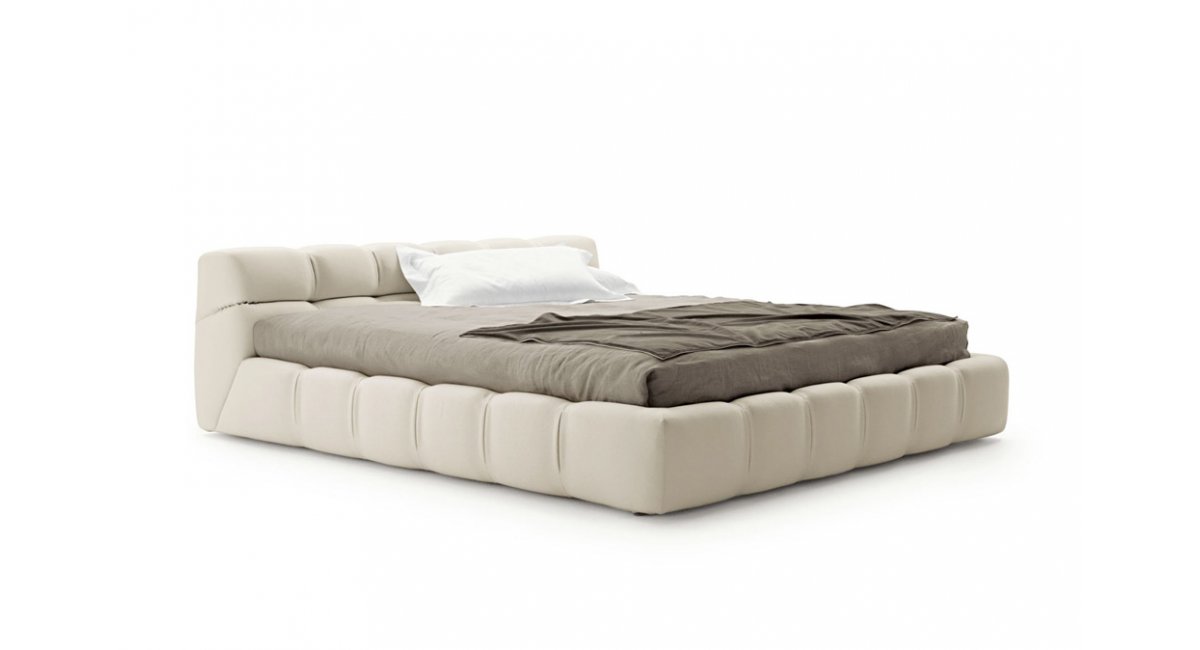 B&amp;B Italia, Tufty-Bed