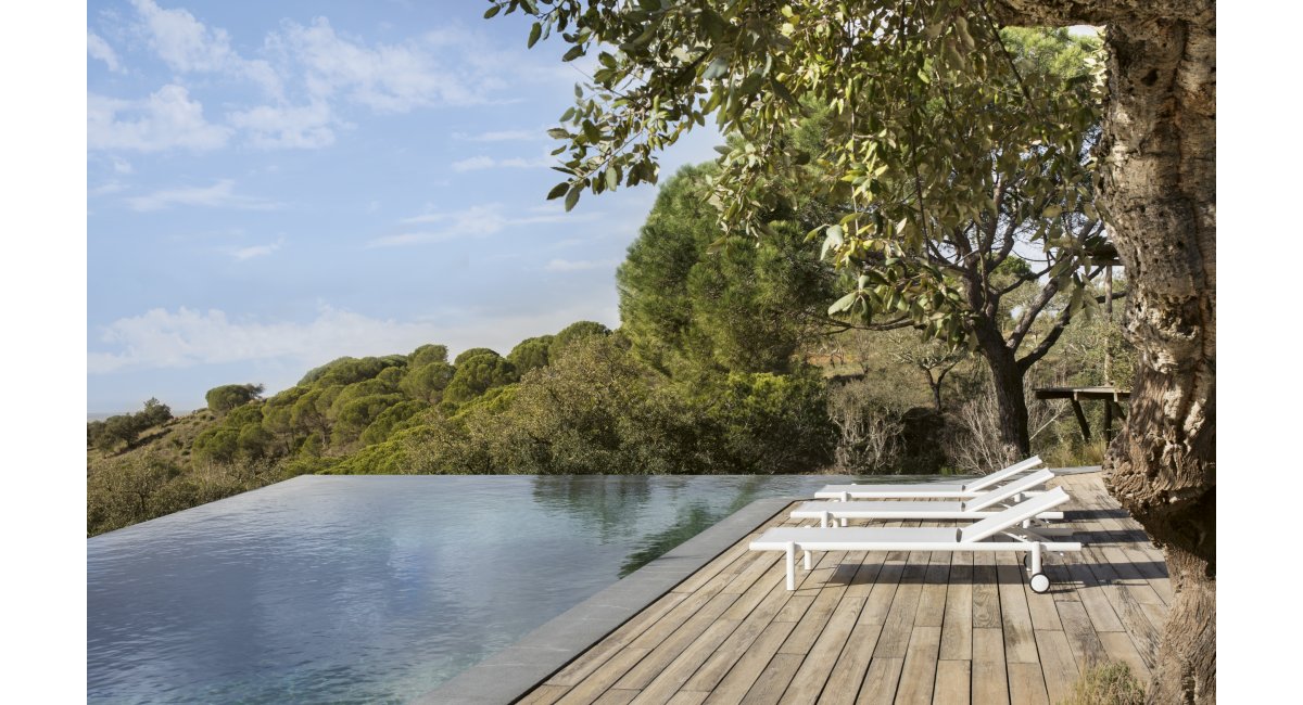 up-tumbona-exterior-expormim- MINIM