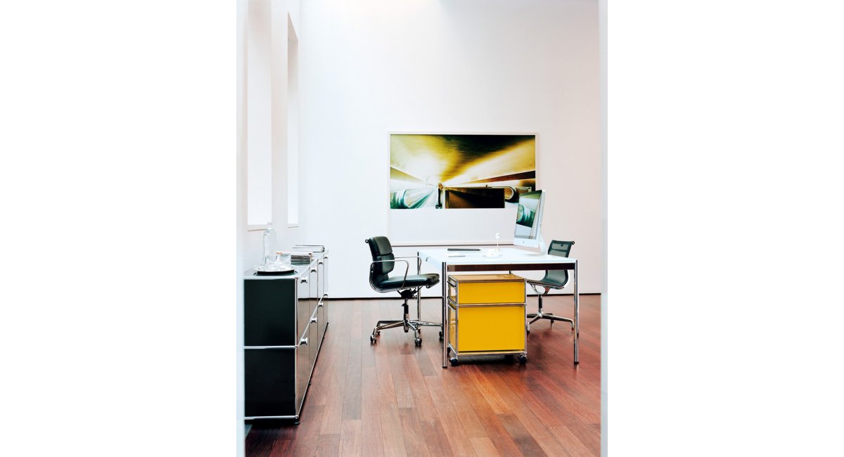 USM, USM Haller table