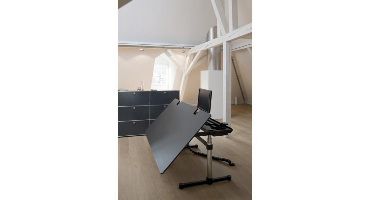 USM, USM Kitos advanced table