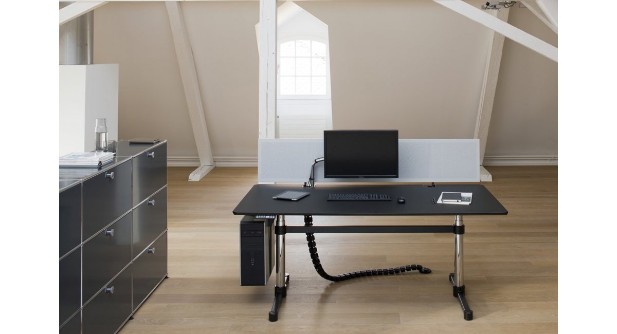 USM, USM Kitos advanced table