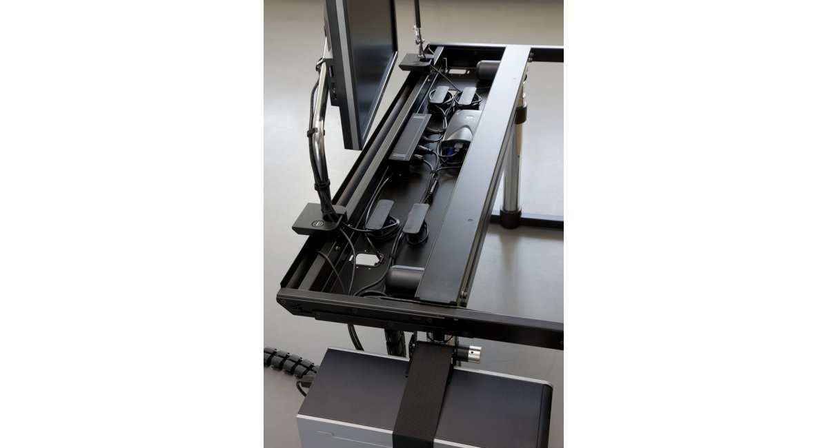 USM, USM Kitos advanced table