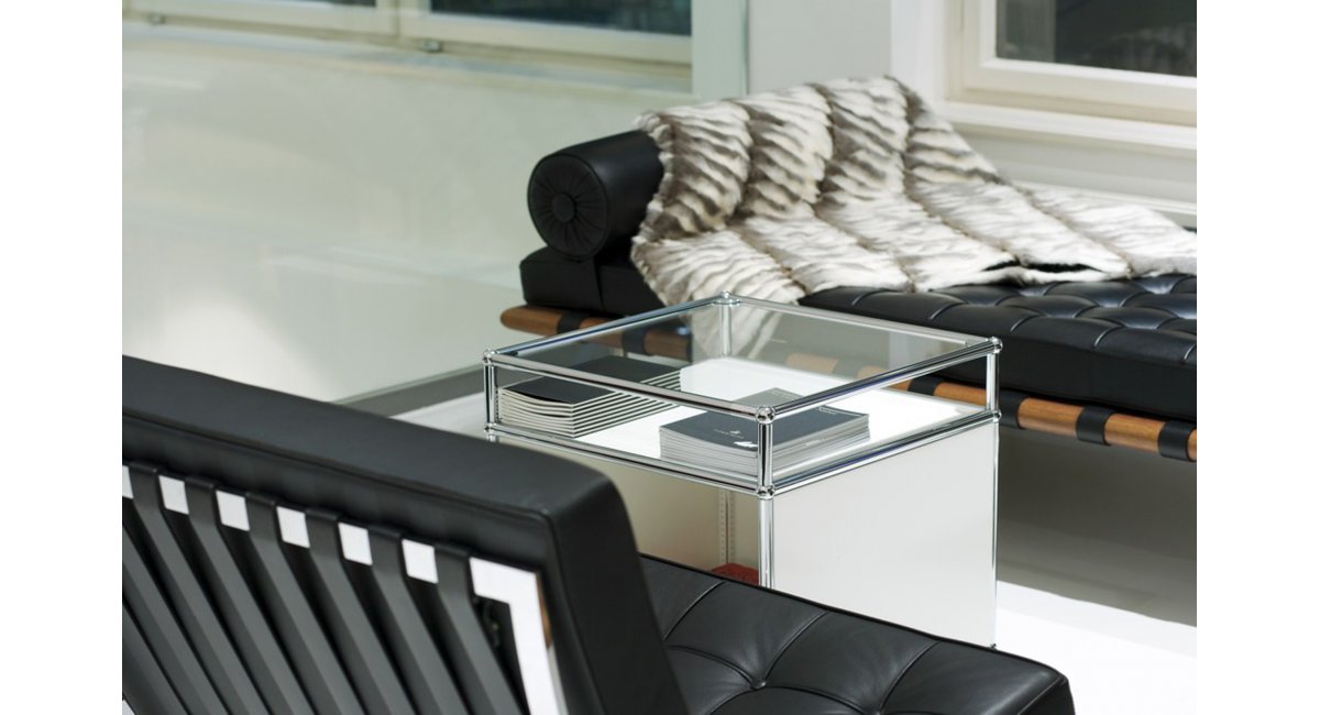 USM, USM Haller side table