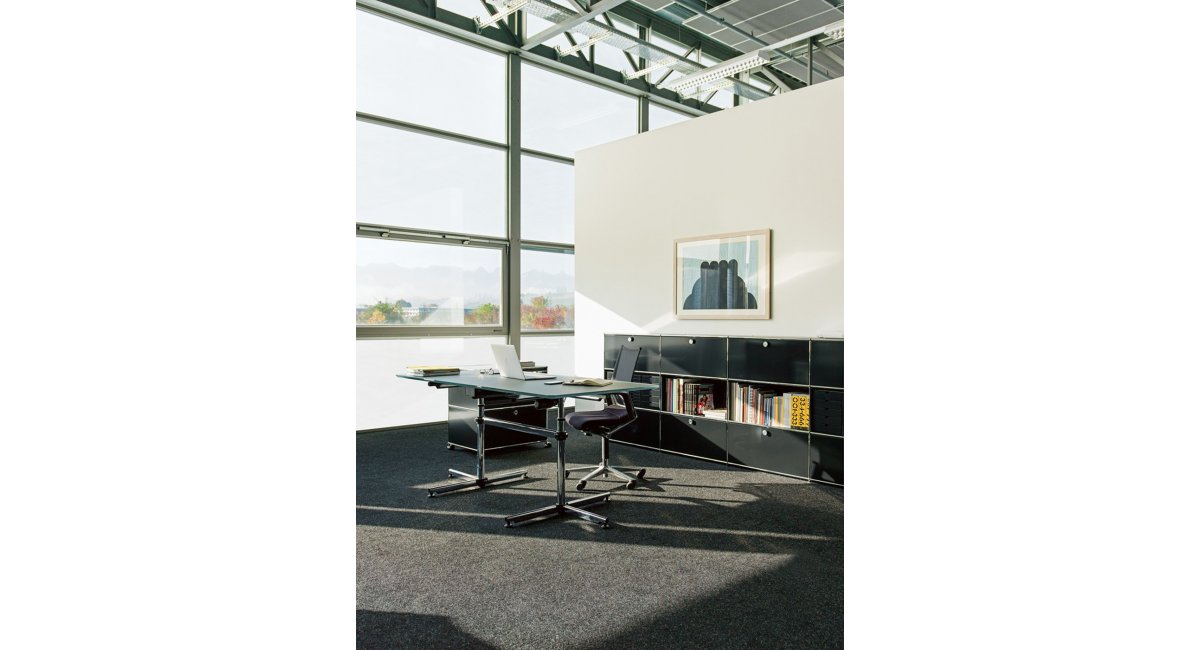 USM, USM Kitos table