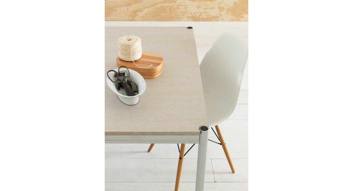 USM, USM Haller dining table